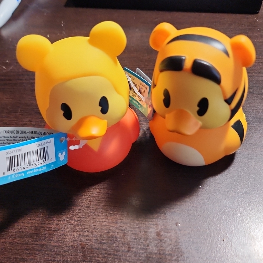 Disney Pooh and Tigger Duckies
